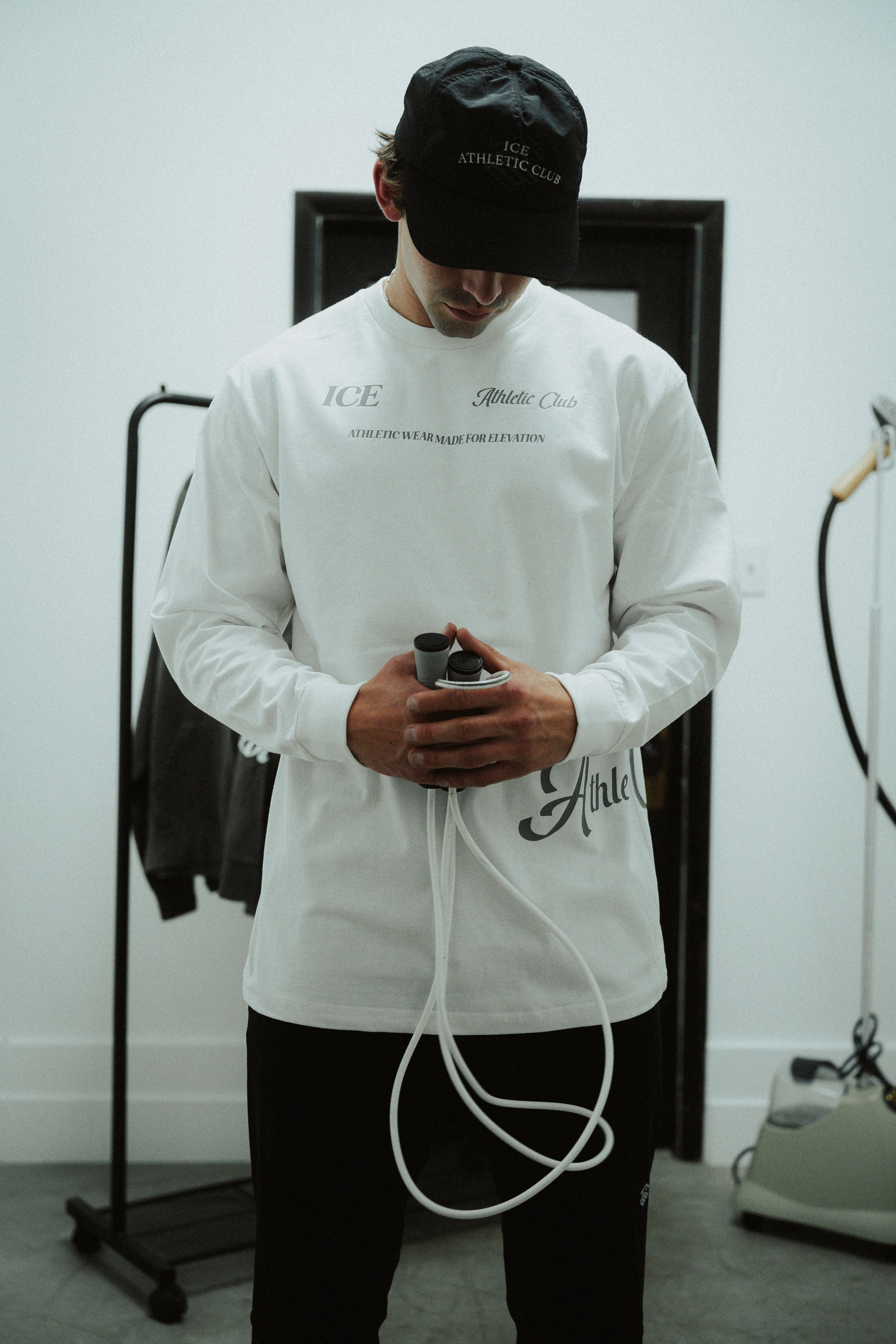 THE ATHLETIC CLUB LONG SLEEVE  - WHITE